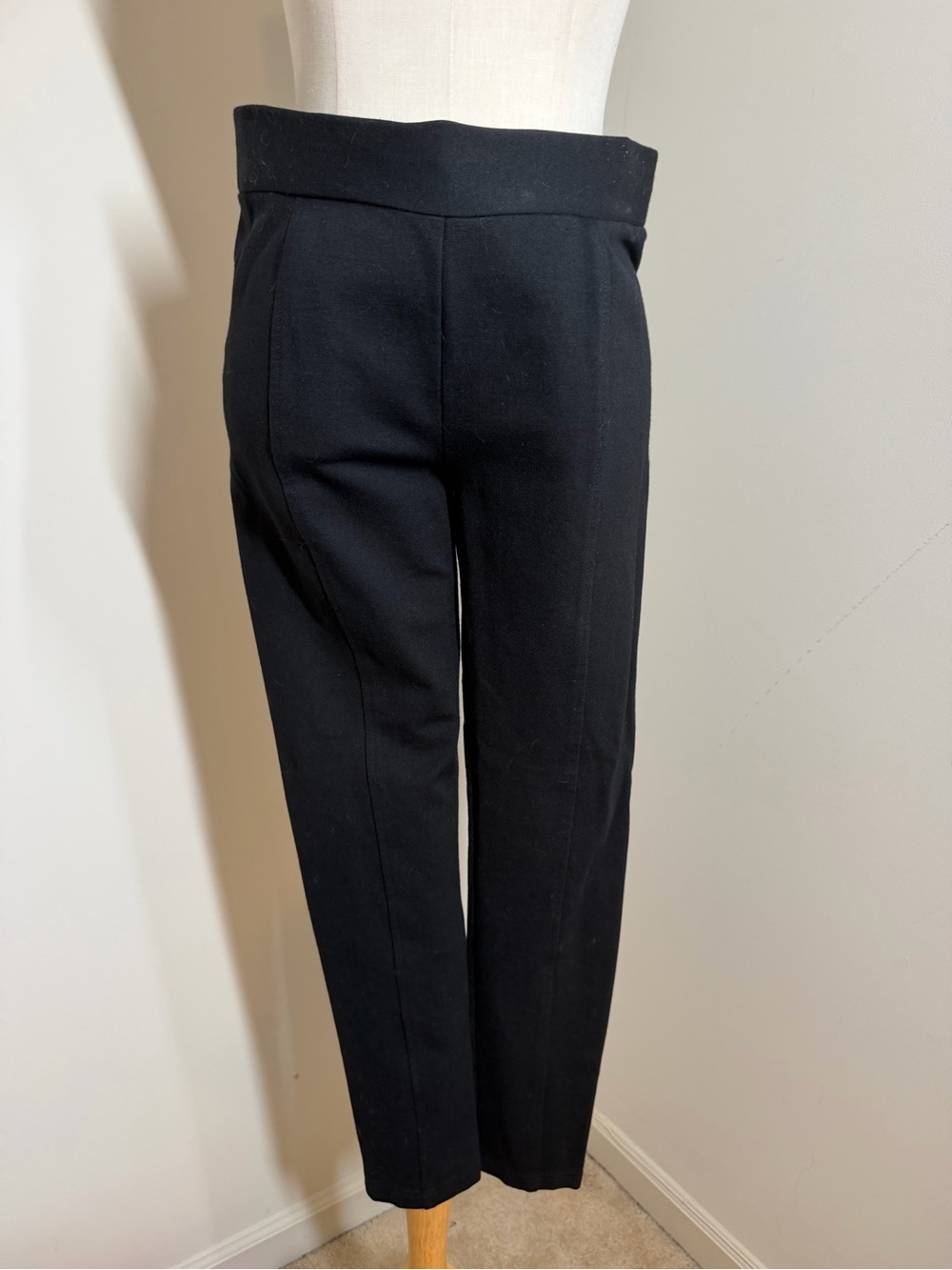 I.N.C. International Concepts Women’s Black - SZ 8- Hi Rise Pull-On Pants